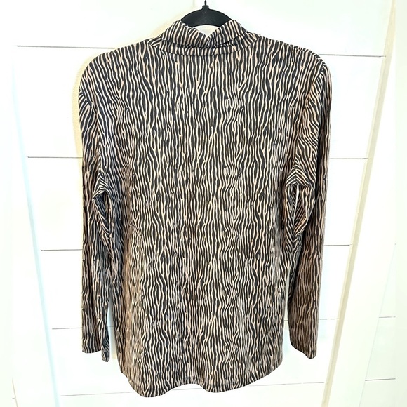 J MCLAUGHLIN Brown zebra print poly spandex woman quiet luxury turtleneck L - Picture 2 of 9
